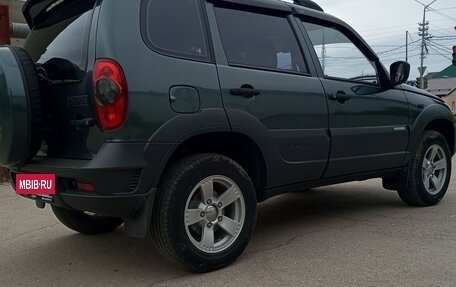 Chevrolet Niva I рестайлинг, 2013 год, 650 000 рублей, 3 фотография