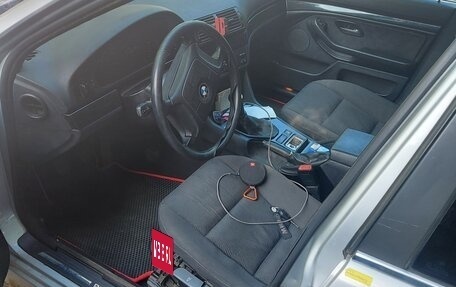 BMW 5 серия, 1998 год, 360 000 рублей, 11 фотография