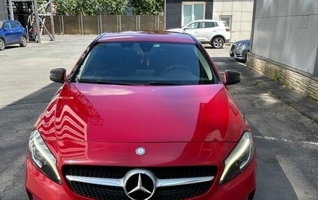 Mercedes-Benz A-Класс, 2017 год, 1 200 000 рублей, 2 фотография