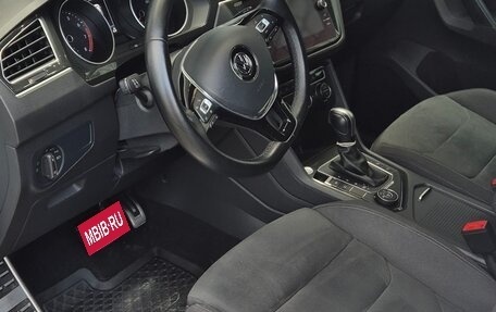 Volkswagen Tiguan II, 2020 год, 2 800 000 рублей, 9 фотография