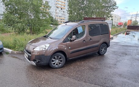Peugeot Partner II рестайлинг 2, 2014 год, 1 200 000 рублей, 1 фотография