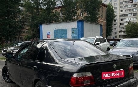 BMW 5 серия, 2001 год, 700 000 рублей, 3 фотография