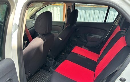 Renault Logan II, 2019 год, 849 000 рублей, 7 фотография