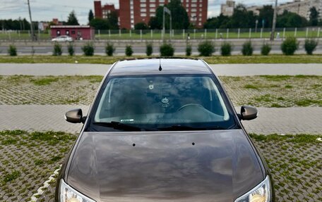 Renault Sandero II рестайлинг, 2018 год, 1 180 000 рублей, 2 фотография
