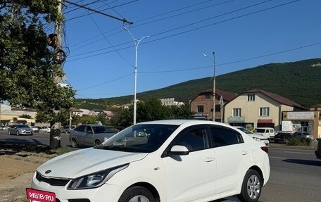 KIA Rio IV, 2018 год, 780 000 рублей, 2 фотография