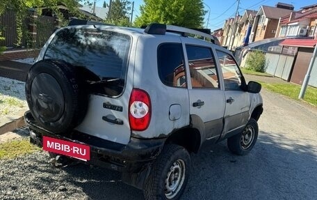 Chevrolet Niva I рестайлинг, 2005 год, 350 000 рублей, 5 фотография