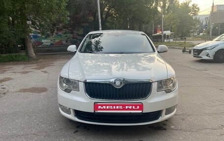 Skoda Superb III рестайлинг, 2011 год, 850 000 рублей, 2 фотография