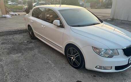 Skoda Superb III рестайлинг, 2011 год, 850 000 рублей, 19 фотография