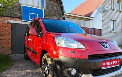 Peugeot Partner II рестайлинг 2, 2010 год, 950 000 рублей, 1 фотография