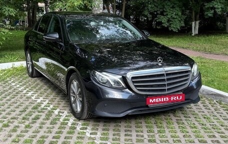 Mercedes-Benz E-Класс, 2020 год, 2 900 000 рублей, 1 фотография