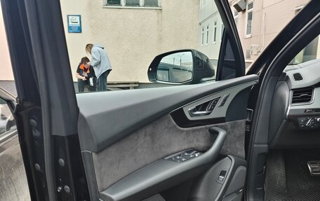 Audi SQ7, 2018 год, 4 500 000 рублей, 7 фотография