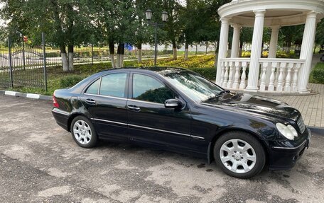 Mercedes-Benz C-Класс, 2006 год, 850 000 рублей, 3 фотография