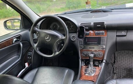Mercedes-Benz C-Класс, 2006 год, 850 000 рублей, 10 фотография