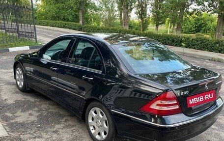 Mercedes-Benz C-Класс, 2006 год, 850 000 рублей, 4 фотография