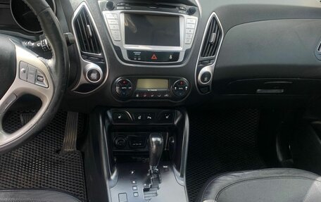 Hyundai ix35 I рестайлинг, 2012 год, 1 550 000 рублей, 33 фотография