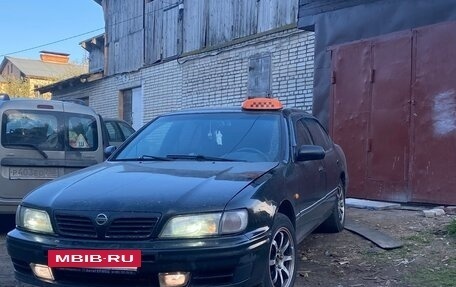 Nissan Maxima IV, 2000 год, 330 000 рублей, 4 фотография