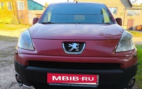 Peugeot Partner II рестайлинг 2, 2010 год, 950 000 рублей, 13 фотография