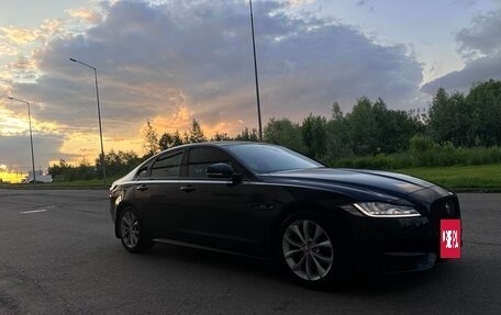 Jaguar XF II, 2016 год, 1 950 000 рублей, 2 фотография