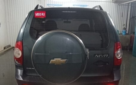 Chevrolet Niva I рестайлинг, 2013 год, 630 000 рублей, 4 фотография