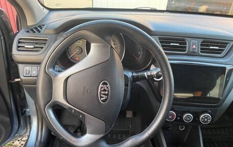 KIA Rio III рестайлинг, 2015 год, 910 000 рублей, 6 фотография