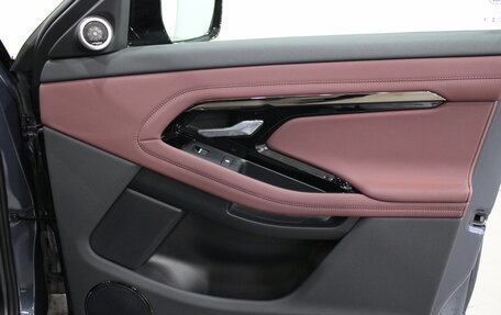 Land Rover Range Rover Evoque II, 2024 год, 6 290 000 рублей, 33 фотография