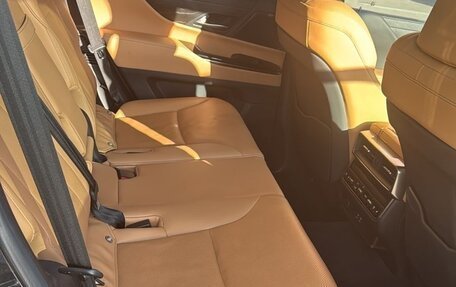Lexus LX, 2022 год, 4 фотография