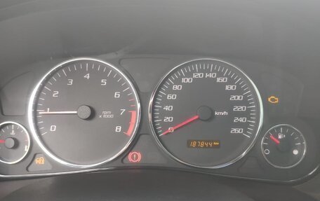 Cadillac SRX II рестайлинг, 2006 год, 850 000 рублей, 8 фотография