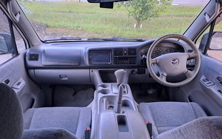 Mazda Bongo Friendee i рестайлинг, 2001 год, 500 000 рублей, 6 фотография