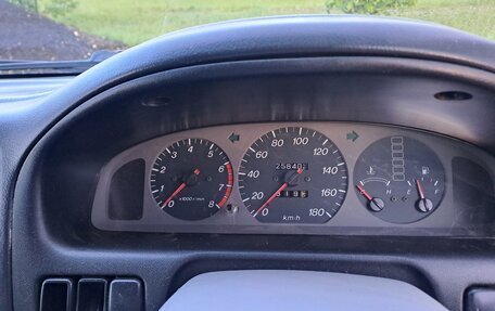 Mazda Bongo Friendee i рестайлинг, 2001 год, 500 000 рублей, 10 фотография