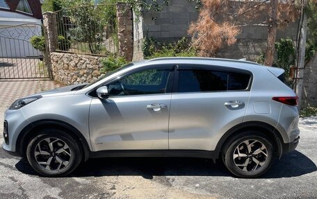 KIA Sportage IV рестайлинг, 2018 год, 2 450 000 рублей, 3 фотография
