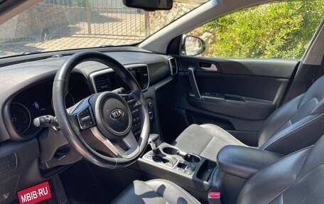 KIA Sportage IV рестайлинг, 2018 год, 2 450 000 рублей, 18 фотография