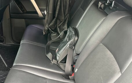 Toyota Land Cruiser Prado 150 рестайлинг 2, 2012 год, 2 250 000 рублей, 7 фотография