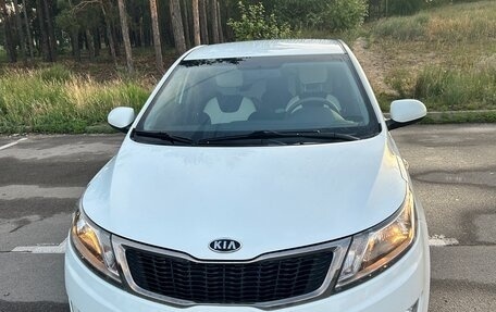 KIA Rio III рестайлинг, 2012 год, 935 000 рублей, 3 фотография