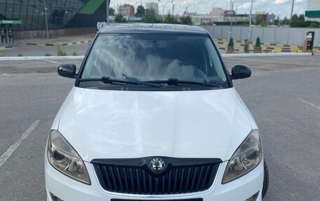 Skoda Fabia II, 2012 год, 830 000 рублей, 3 фотография