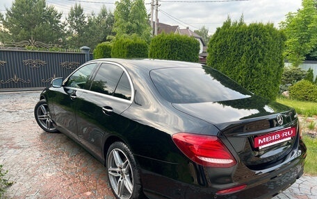 Mercedes-Benz E-Класс, 2019 год, 3 480 000 рублей, 6 фотография