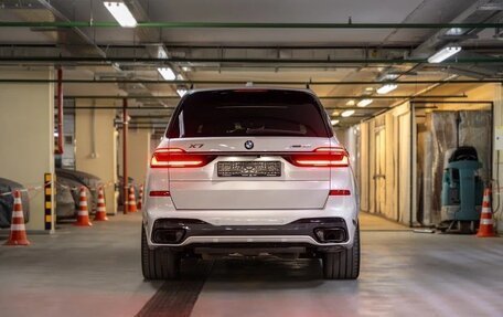 BMW X7, 2022 год, 12 999 999 рублей, 3 фотография