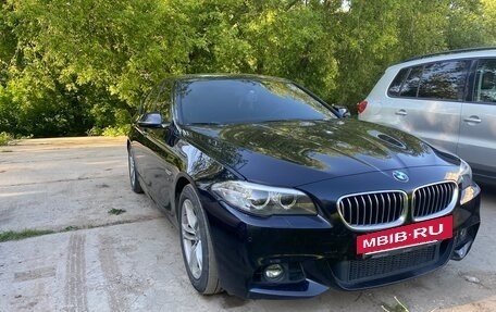 BMW 5 серия, 2014 год, 2 300 000 рублей, 3 фотография
