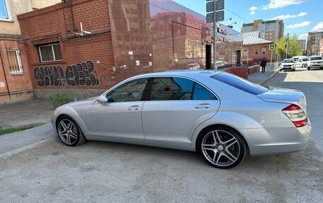 Mercedes-Benz S-Класс, 2008 год, 2 400 000 рублей, 5 фотография