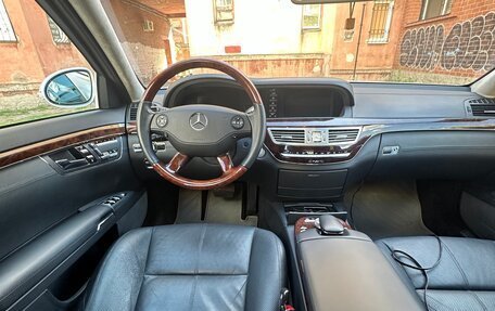 Mercedes-Benz S-Класс, 2008 год, 2 400 000 рублей, 11 фотография
