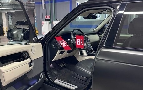 Land Rover Range Rover IV рестайлинг, 2019 год, 9 500 000 рублей, 2 фотография