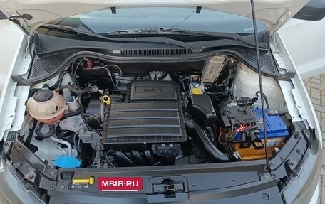 Volkswagen Polo VI (EU Market), 2019 год, 880 000 рублей, 2 фотография