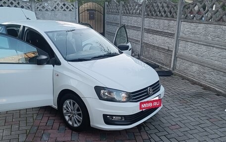 Volkswagen Polo VI (EU Market), 2019 год, 880 000 рублей, 3 фотография