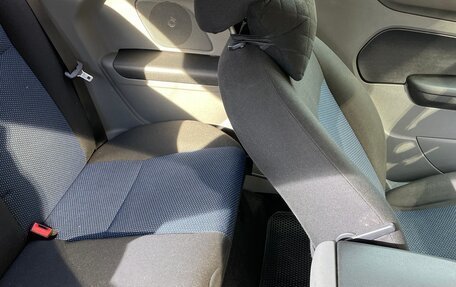 Ford Focus II рестайлинг, 2008 год, 700 000 рублей, 15 фотография
