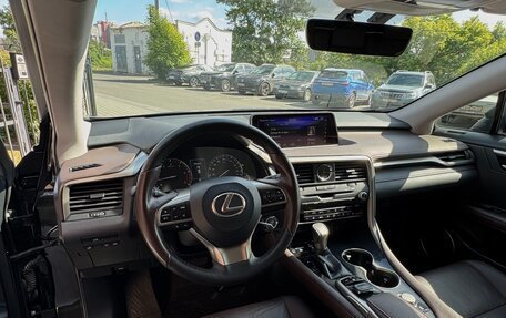 Lexus RX IV рестайлинг, 2019 год, 5 300 000 рублей, 10 фотография