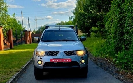 Mitsubishi L200 IV рестайлинг, 2007 год, 750 000 рублей, 2 фотография