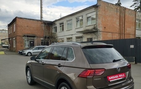 Volkswagen Tiguan II, 2019 год, 2 800 000 рублей, 6 фотография