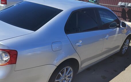 Volkswagen Jetta VI, 2010 год, 530 000 рублей, 10 фотография
