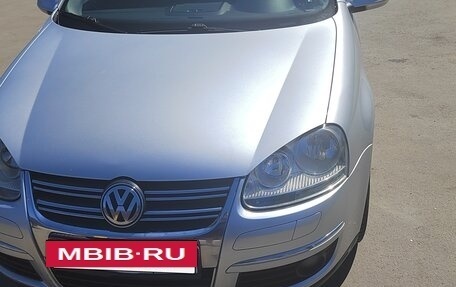 Volkswagen Jetta VI, 2010 год, 530 000 рублей, 6 фотография
