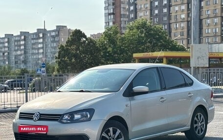 Volkswagen Polo VI (EU Market), 2011 год, 600 000 рублей, 1 фотография