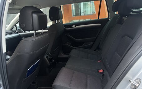 Volkswagen Passat B8 рестайлинг, 2019 год, 2 150 000 рублей, 12 фотография
